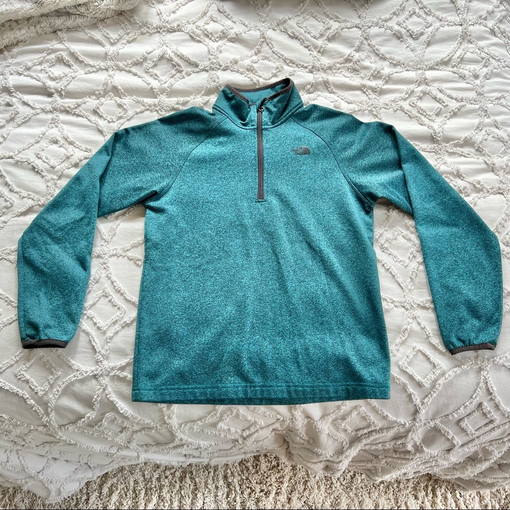 North Face Pull Over Fleece - Youth XL